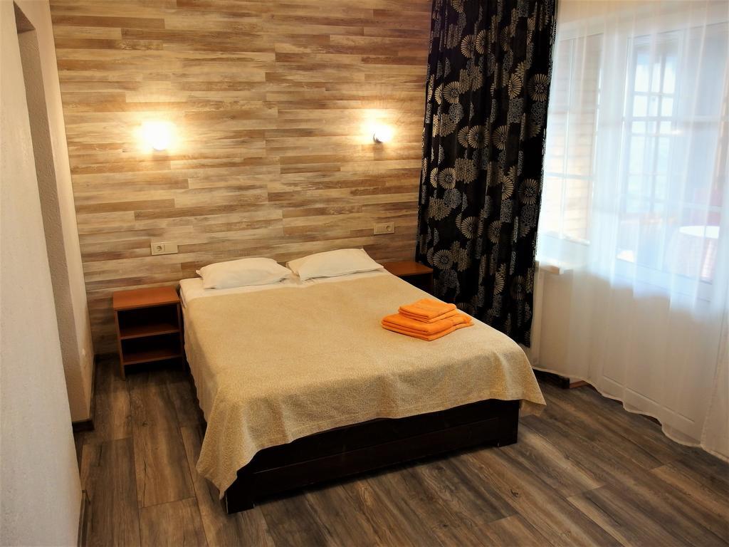 Urusel Guesthouse Tallin Exterior foto