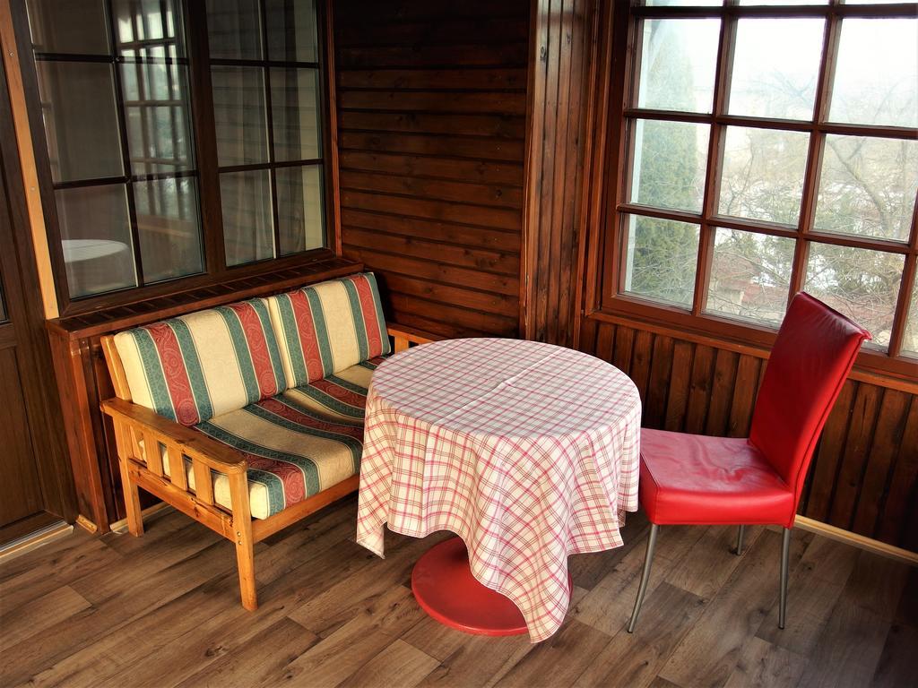 Urusel Guesthouse Tallin Exterior foto